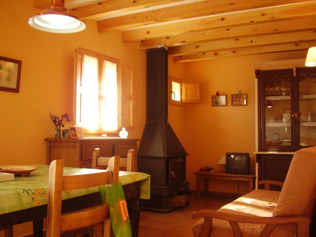 Casa Javier Guest House Rodellar Room photo
